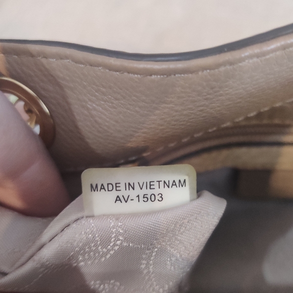 Michael Kors Small Gold Jet Set Chain Shoulder Bag chain beige tan cream casual - Picture 6 of 13